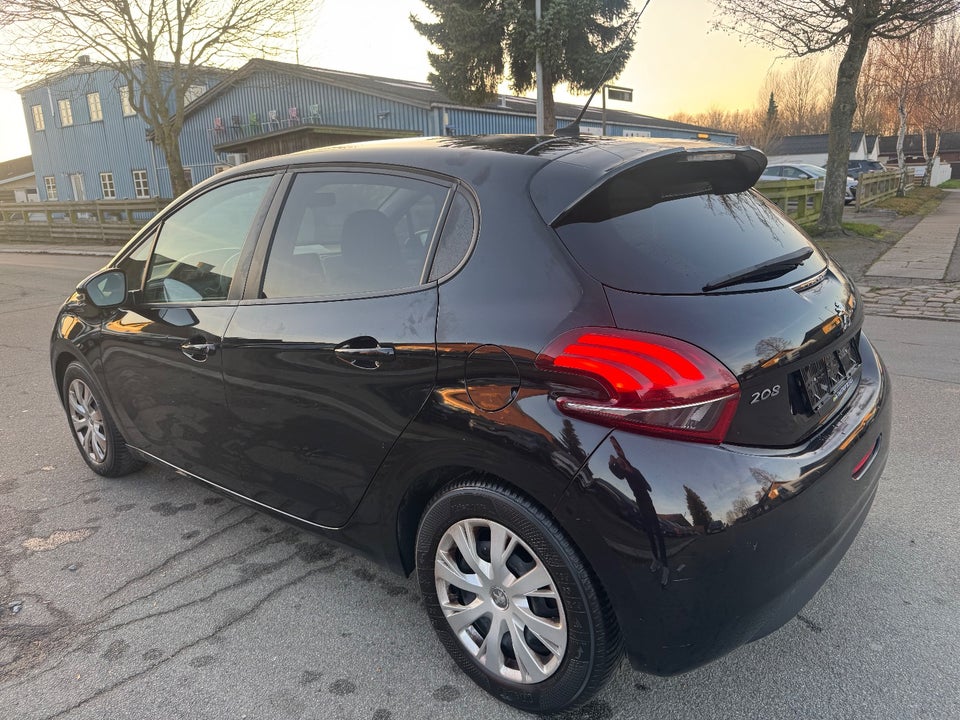 Peugeot 208 1,6 BlueHDi 100 Envy Sky 5d