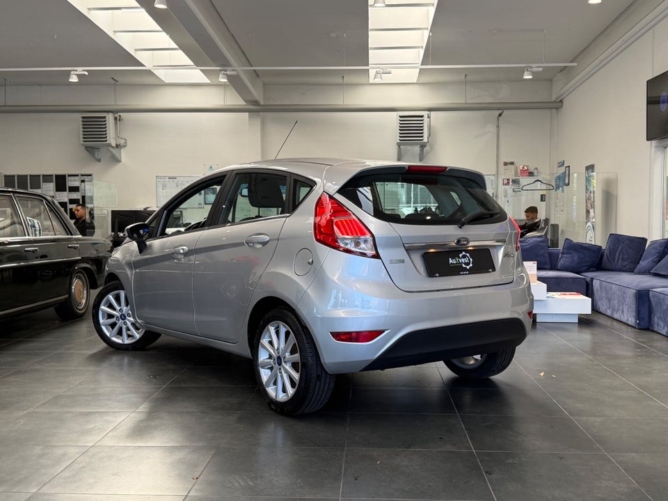 Ford Fiesta 1,0 EcoBoost Titanium 5d