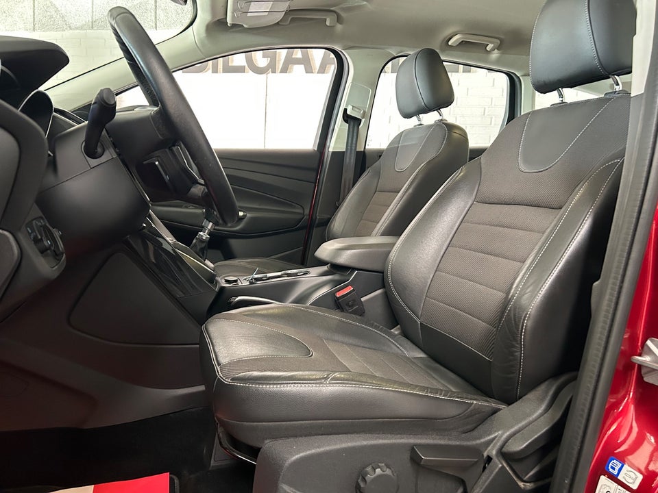 Ford Kuga 1,5 SCTi 150 Titanium 5d