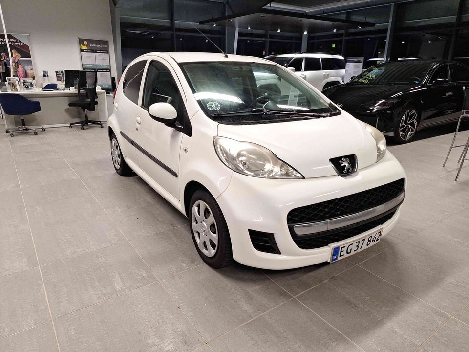 Peugeot 107 1,0 Active 5d