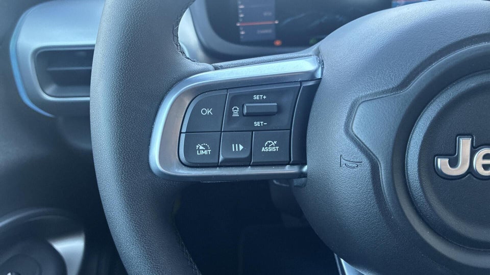 Jeep Avenger 54 Summit 5d