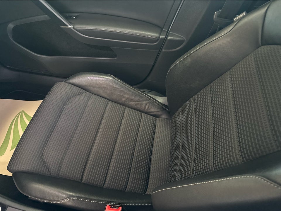 VW Golf VII 1,4 TSi 150 R-line DSG BMT 5d