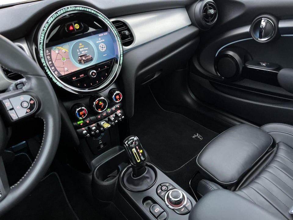 MINI Cooper SE Younique Trim 3d