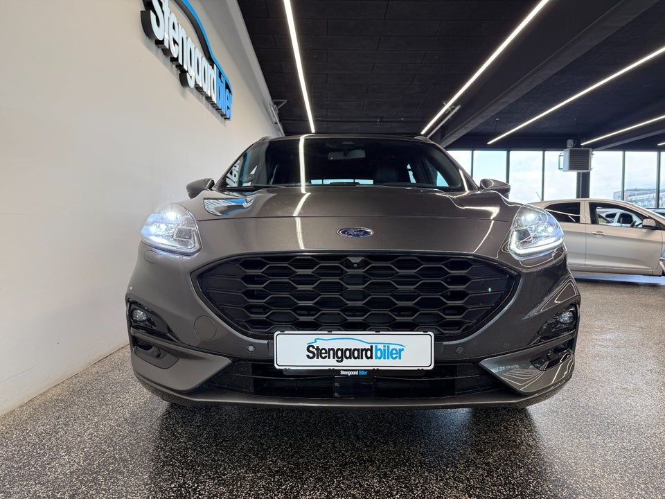 Ford Kuga 2,5 PHEV ST-Line X CVT 5d