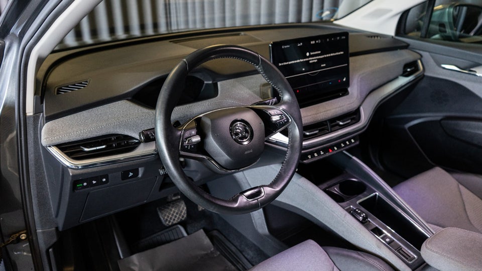 Skoda Enyaq 80 iV Loft 5d