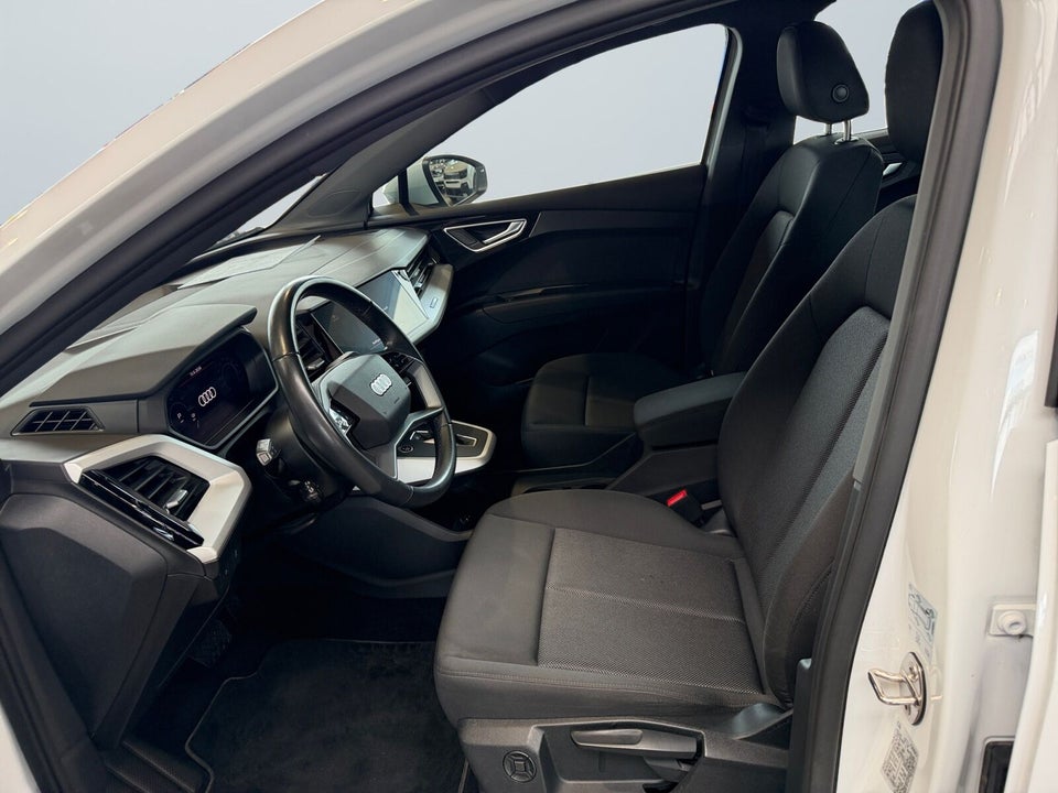 Audi Q4 e-tron 35  5d