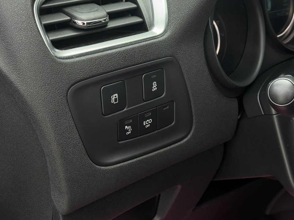 Citroën C4 1,6 BlueHDi 100 Feel 5d