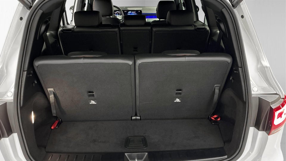 Mercedes EQB250 AMG Line 7prs 5d