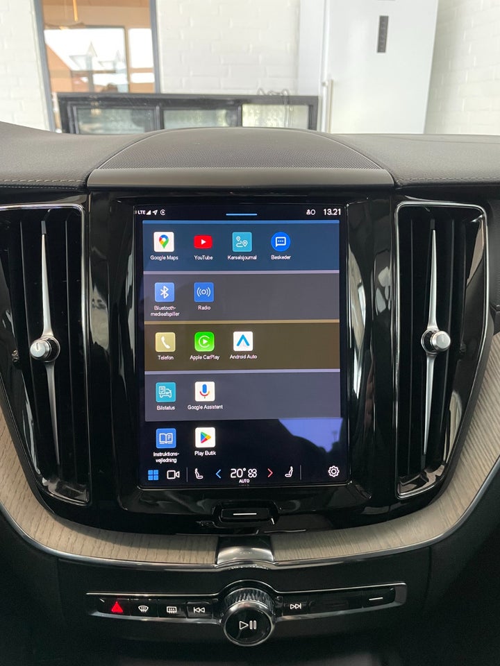 Volvo XC60 2,0 T6 ReCharge Inscription aut. AWD 5d