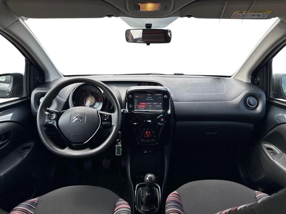 Citroën C1 1,0 VTi Shine 5d
