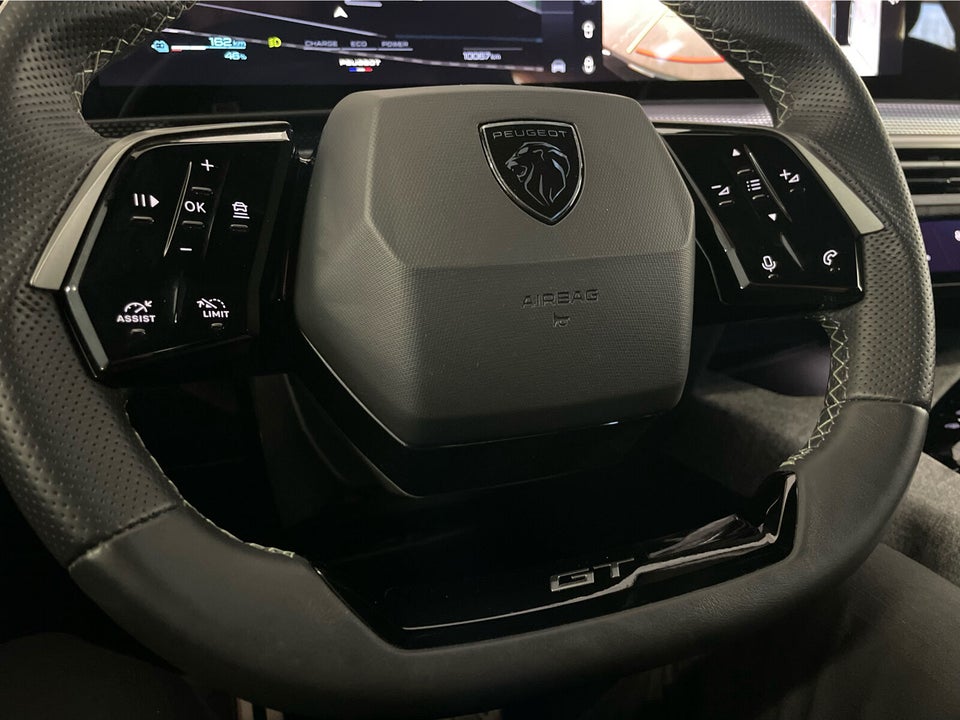 Peugeot e-5008 77 GT Pack 7prs 5d