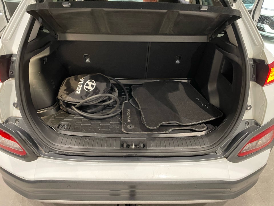 Hyundai Kona 64 EV Advanced 5d