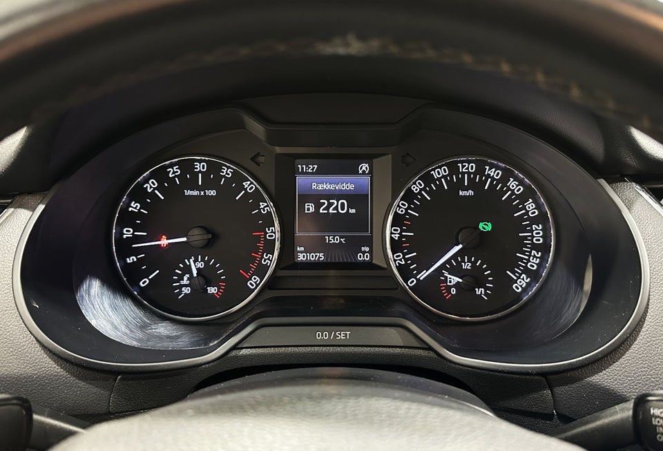Skoda Octavia 1,6 TDi 110 Style DSG 5d