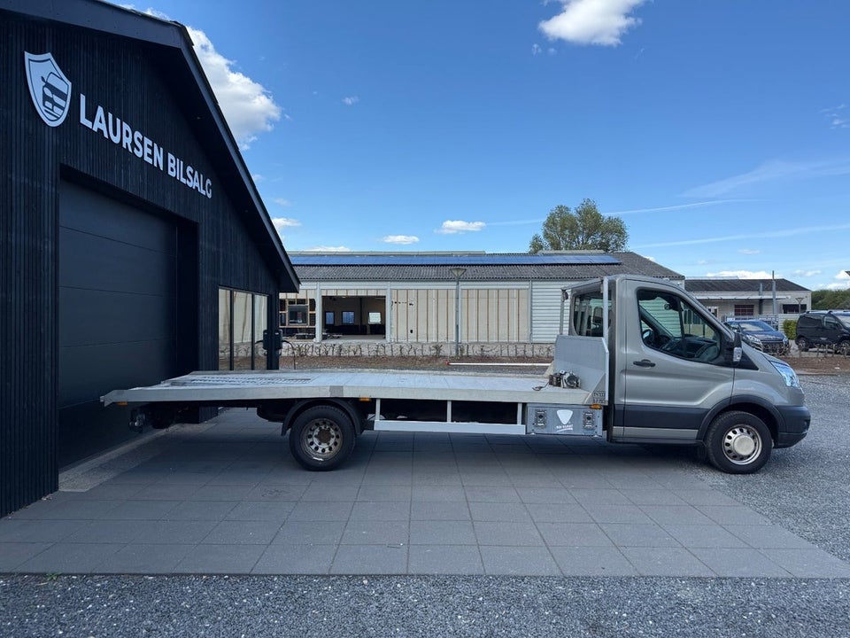Ford Transit 470 L5 Chassis 2,0 TDCi 170 2d