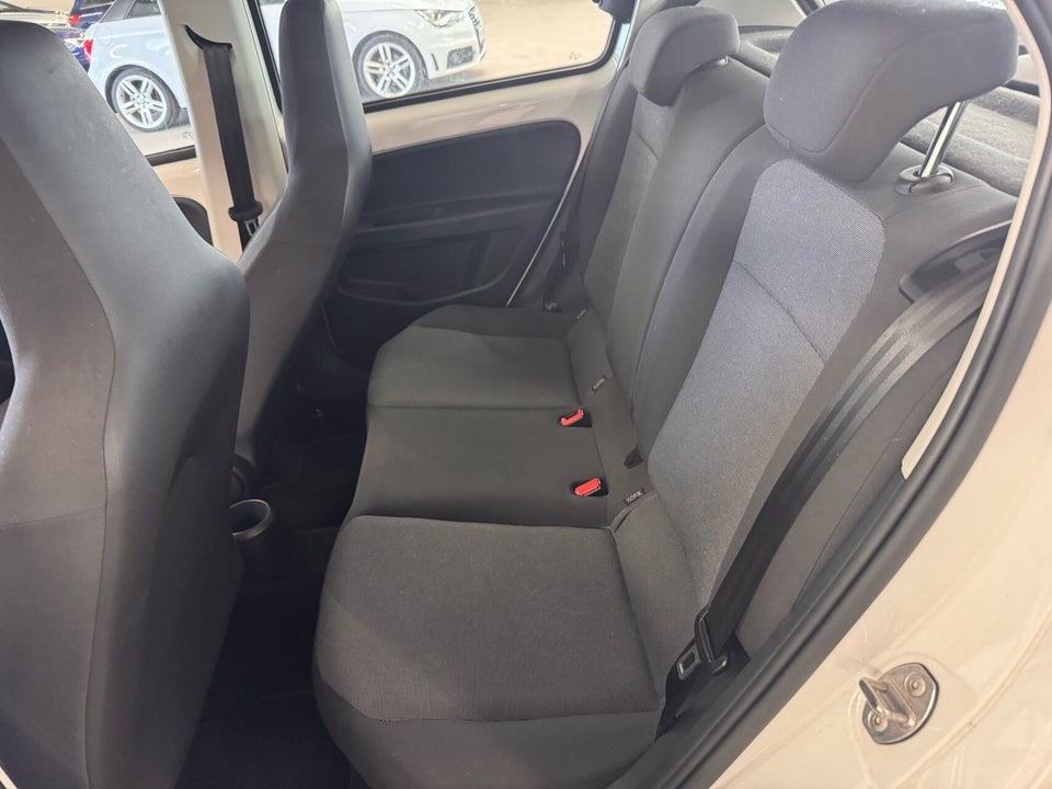 VW Up! 1,0 75 Move Up! ASG BMT 5d