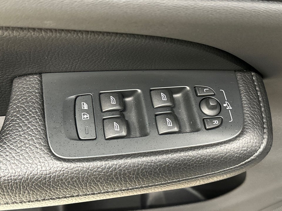 Volvo S60 2,0 B4 197 Inscription aut. 4d