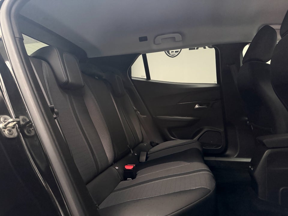 Peugeot e-2008 50 Allure 5d