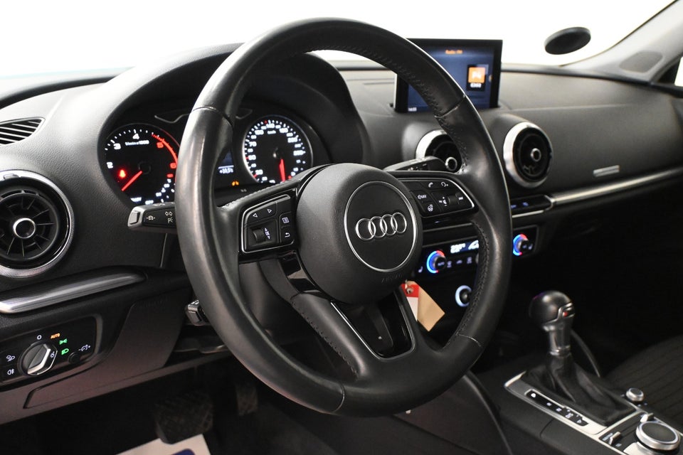 Audi A3 35 TDi S-line Sportback S-tr. 5d