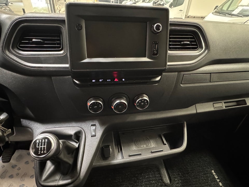 Renault Master IV T35 2,3 dCi 163 Alukasse m/lift