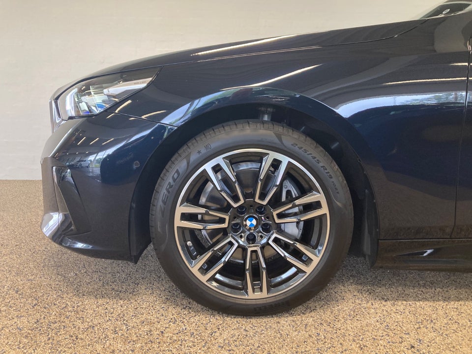 BMW i5 eDrive40 Touring M-Sport 5d
