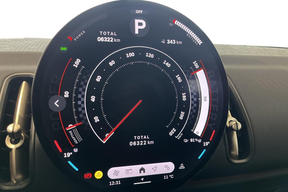 MINI Countryman E Essential Trim XS 5d