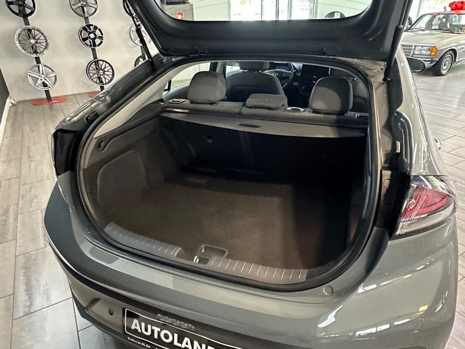 Hyundai Ioniq 1,6 PHEV Premium DCT 5d