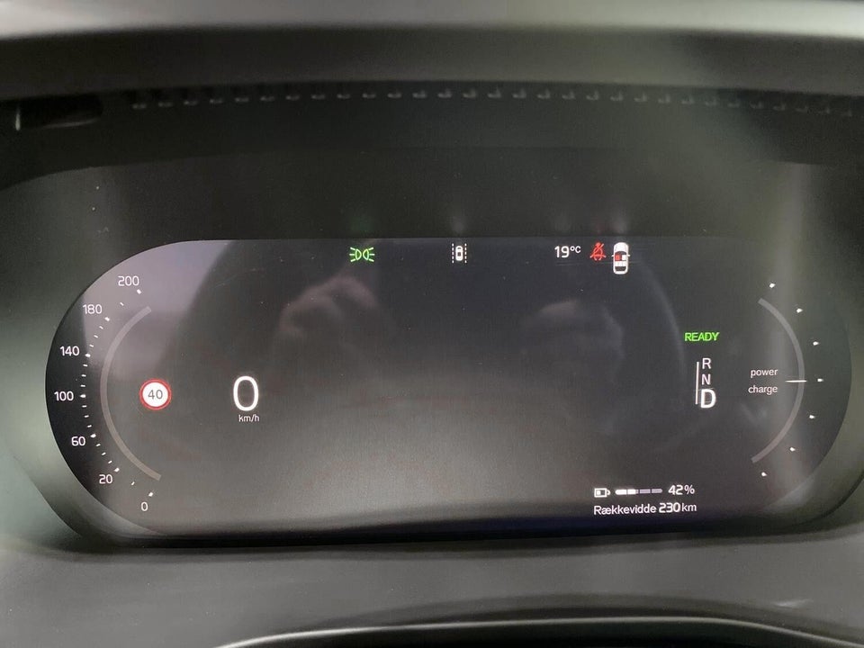 Volvo EC40 Extended Range Black Edition Excess 5d