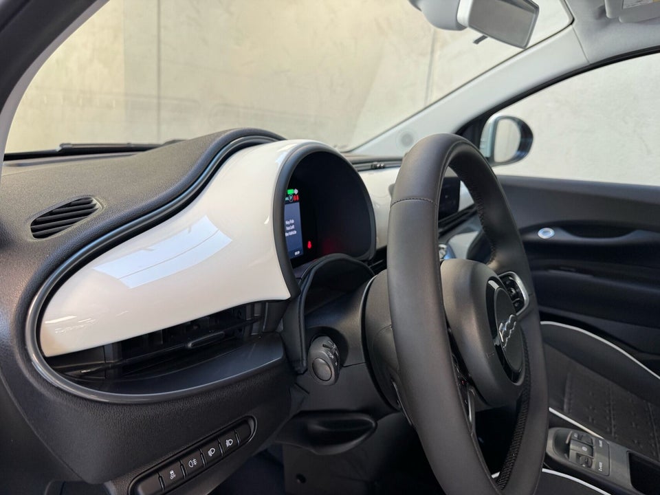 Fiat 500e 42 Icon 3d