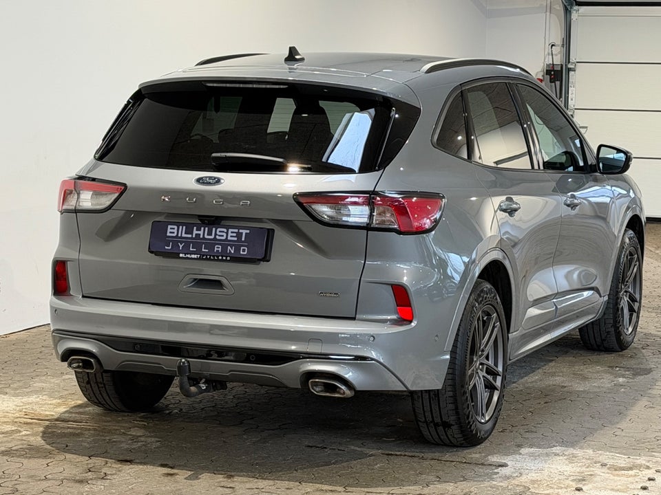 Ford Kuga 2,5 PHEV ST-Line X CVT 5d