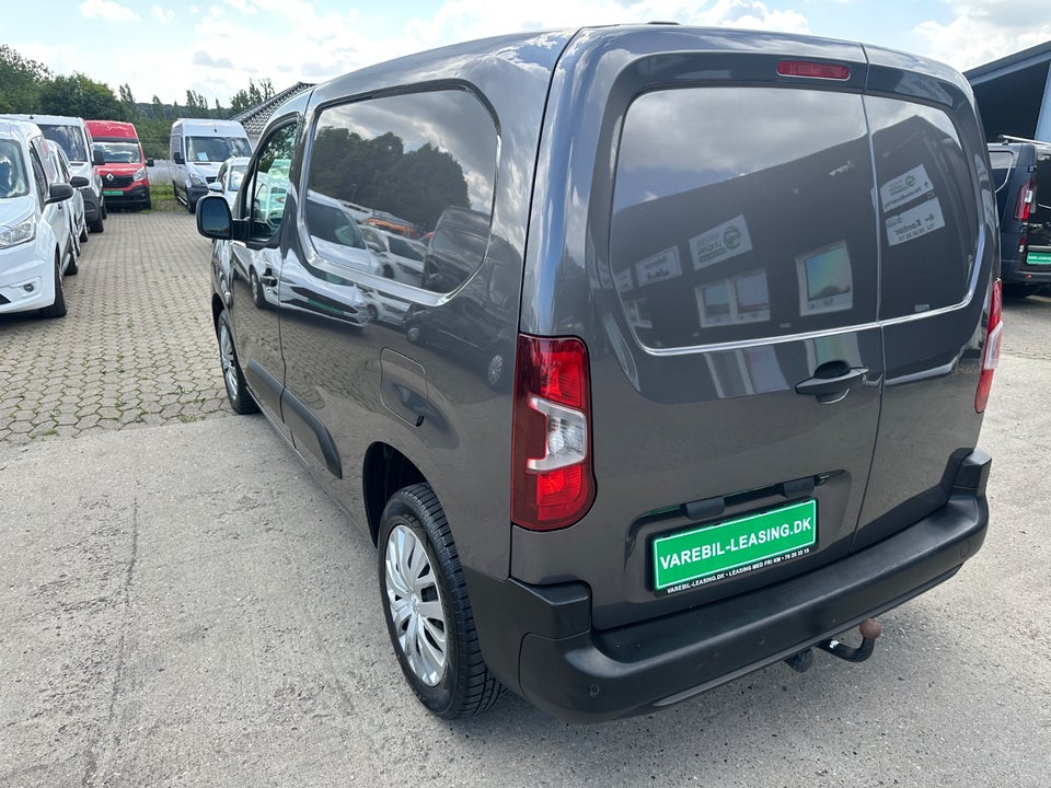 Peugeot Partner 1,5 BlueHDi 100 L1V1 Plus Van
