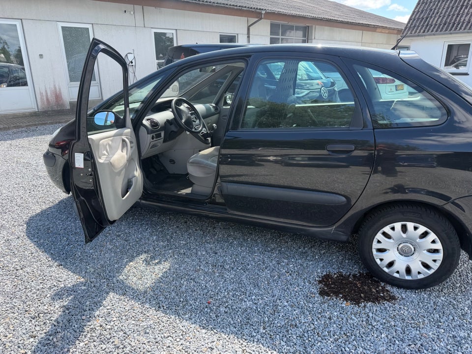 Citroën Xsara Picasso 1,6i 8V 95 Comfortvan 5d
