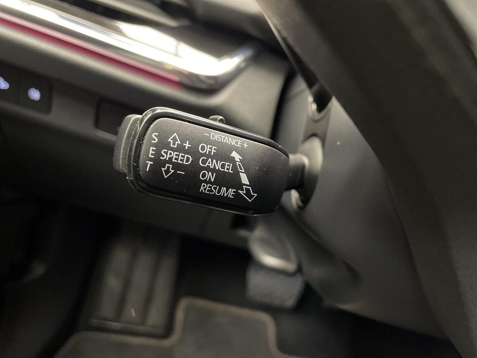 Skoda Enyaq 60 iV Suite 5d