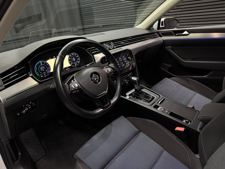 VW Passat 1,4 GTE Variant DSG 5d