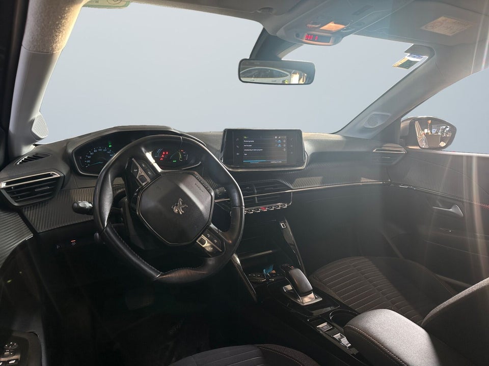 Peugeot e-208 50 Active 5d