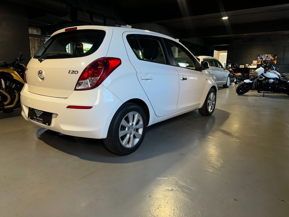 Hyundai i20 1,25 Classic XTR 5d