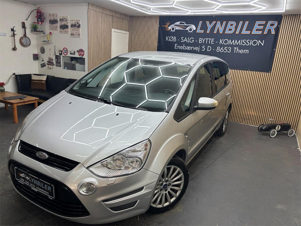 Ford S-MAX 2,0 TDCi 140 Titanium aut. 5d