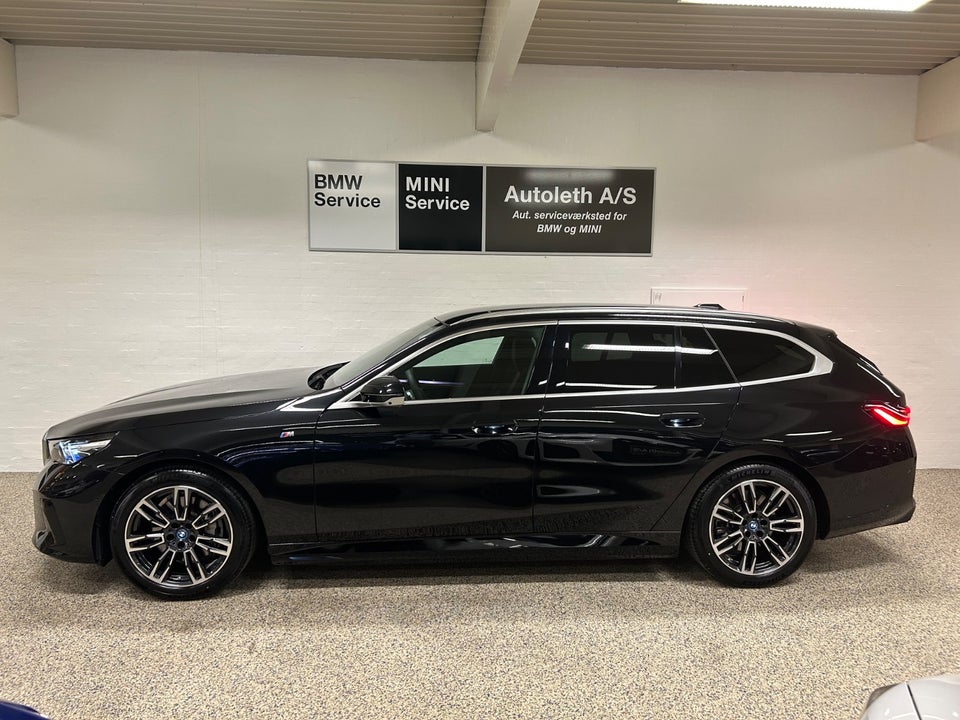 BMW i5 eDrive40 Touring Fully Charged M-Sport 5d