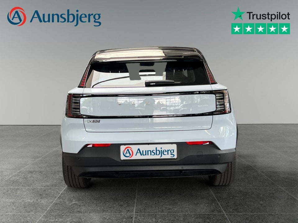 Volvo EX30 Standard Range Plus 5d