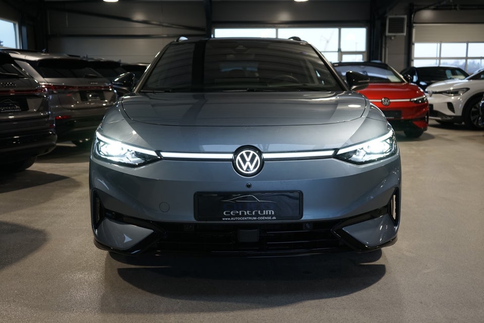 VW ID.7 86 Style S Tourer 5d