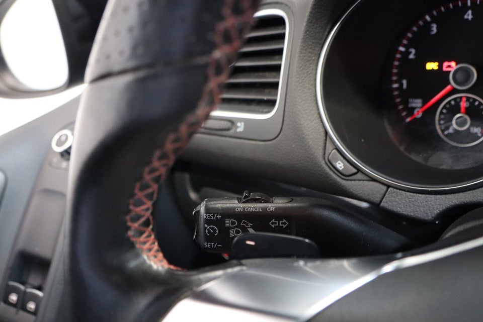 VW Golf VI 2,0 GTi DSG 5d