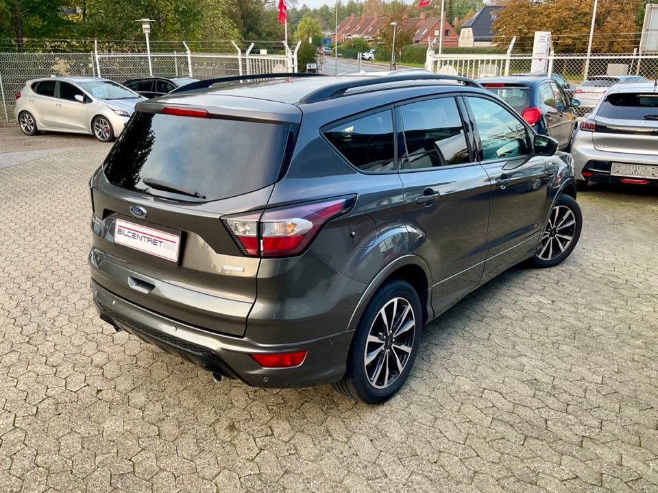 Ford Kuga 1,5 SCTi 150 ST-Line 5d