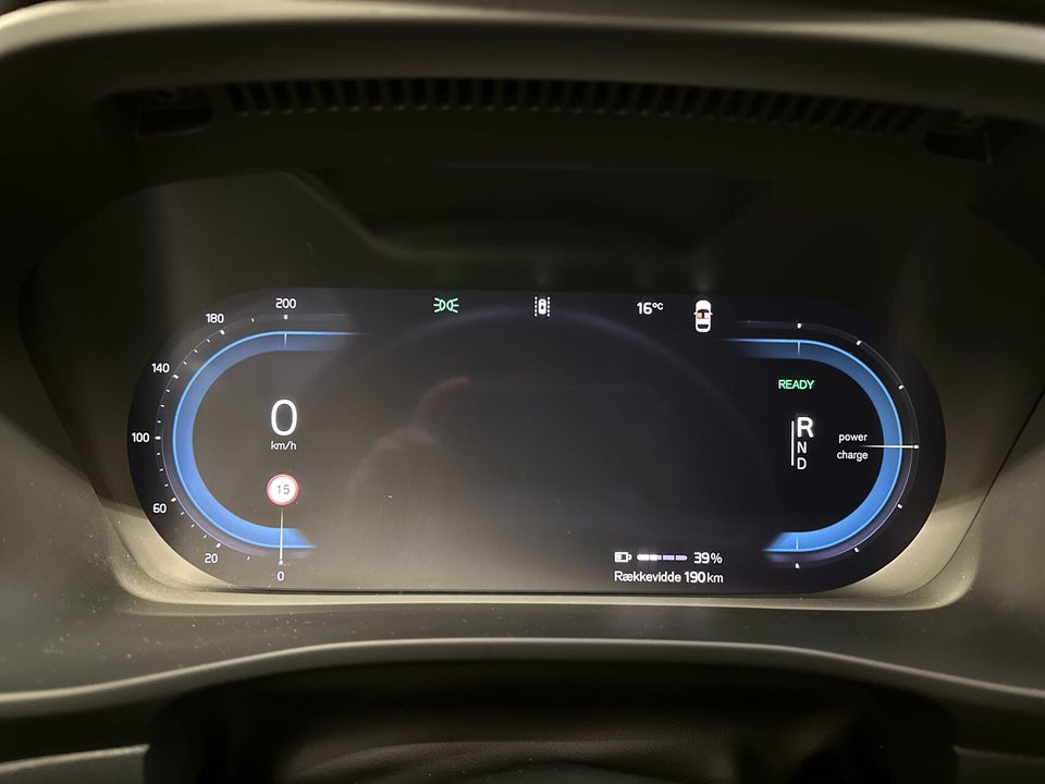 Volvo EX40 Extended Range Core 5d