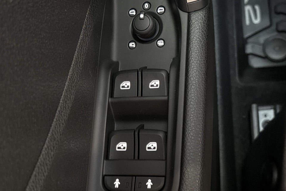 Audi Q2 35 TFSi Prestige S-tr. 5d