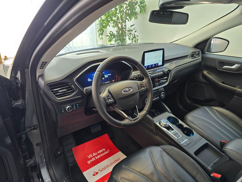 Ford Kuga 2,5 PHEV Vignale CVT 5d