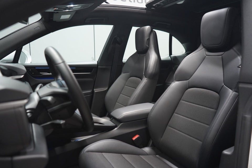 Porsche Macan 5d