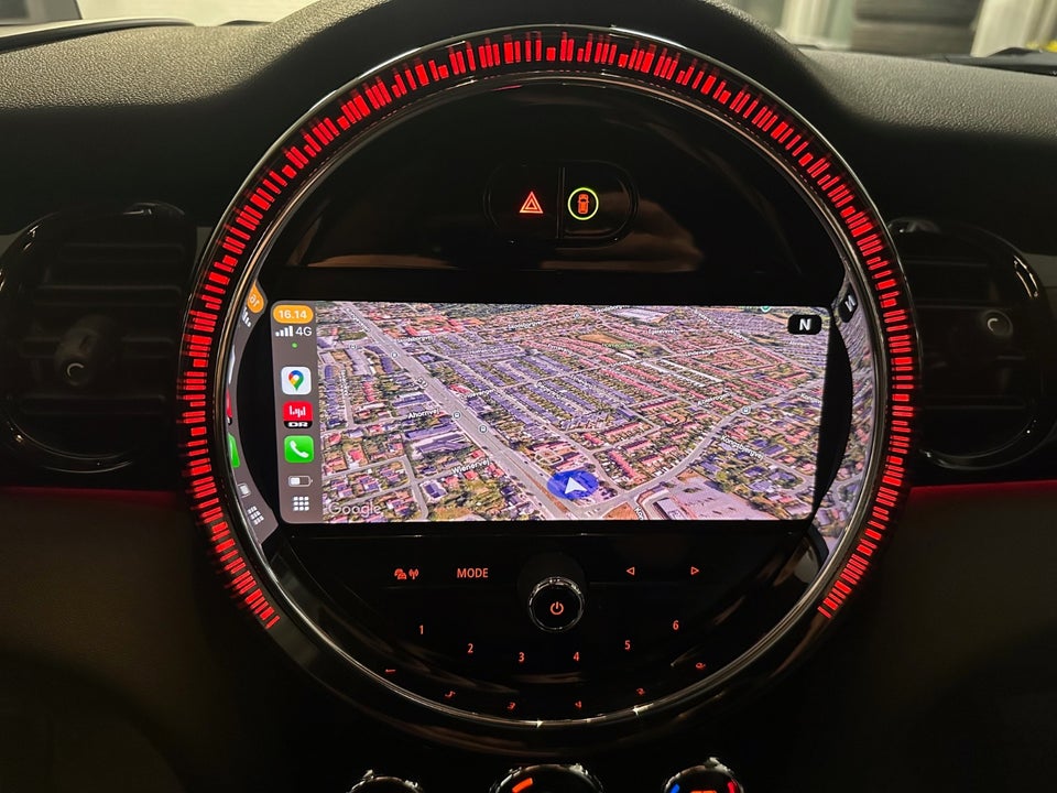 MINI Cooper SE Experience 3d