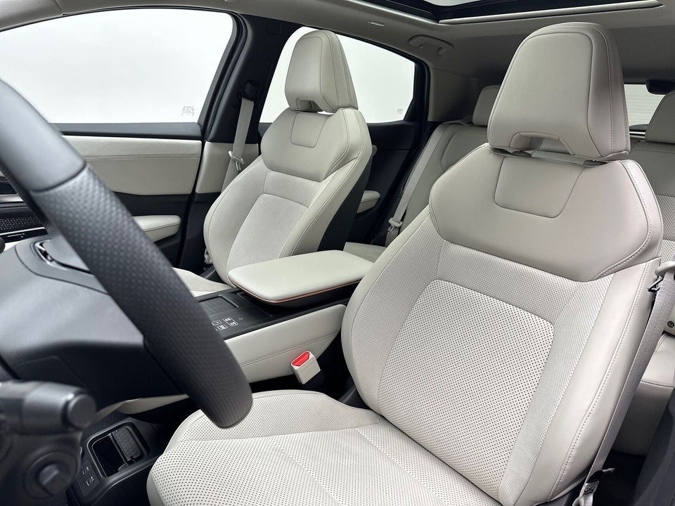 Nissan Ariya 87 Evolve 5d