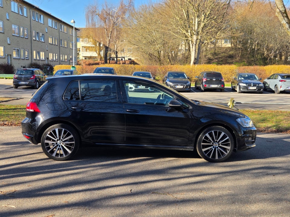 VW Golf VII 1,4 TSi 122 Comfortline BMT 5d