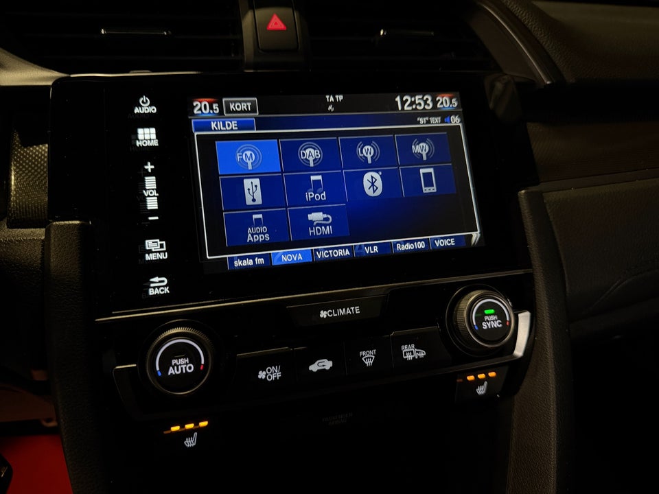 Honda Civic 1,0 VTEC Turbo Elegance 5d