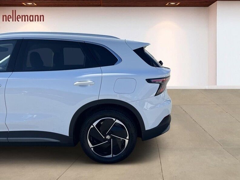 MG MGS5 64 Luxury 5d